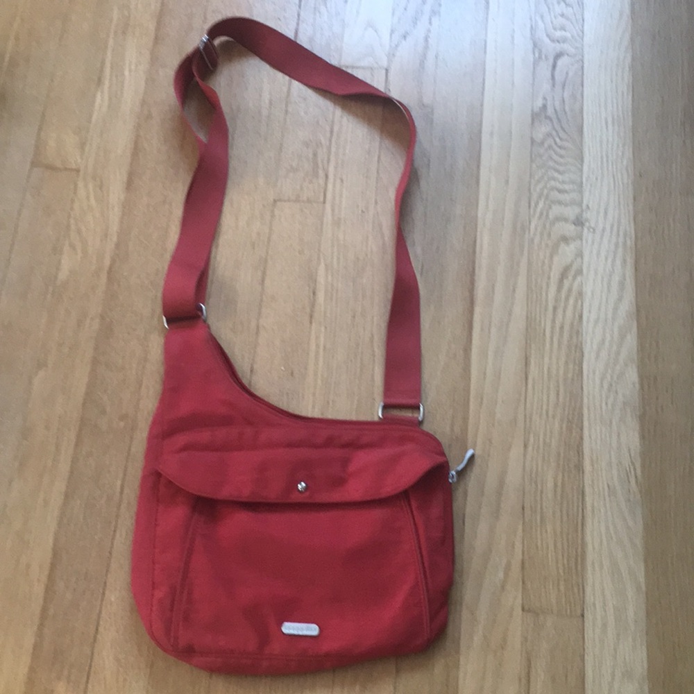 Travel crossbody
